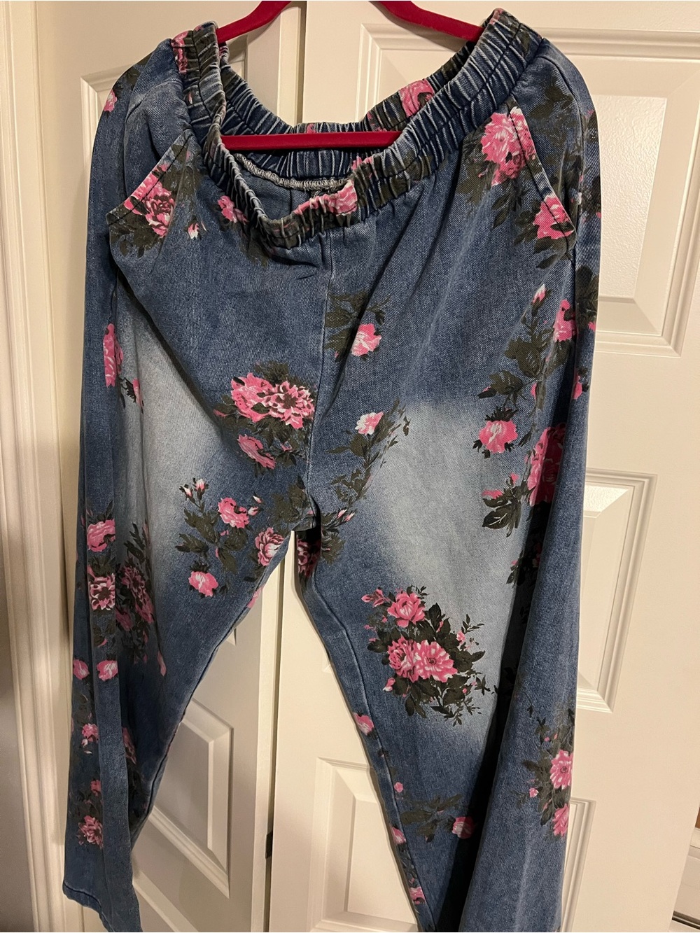 Pull on floral printed denim pants